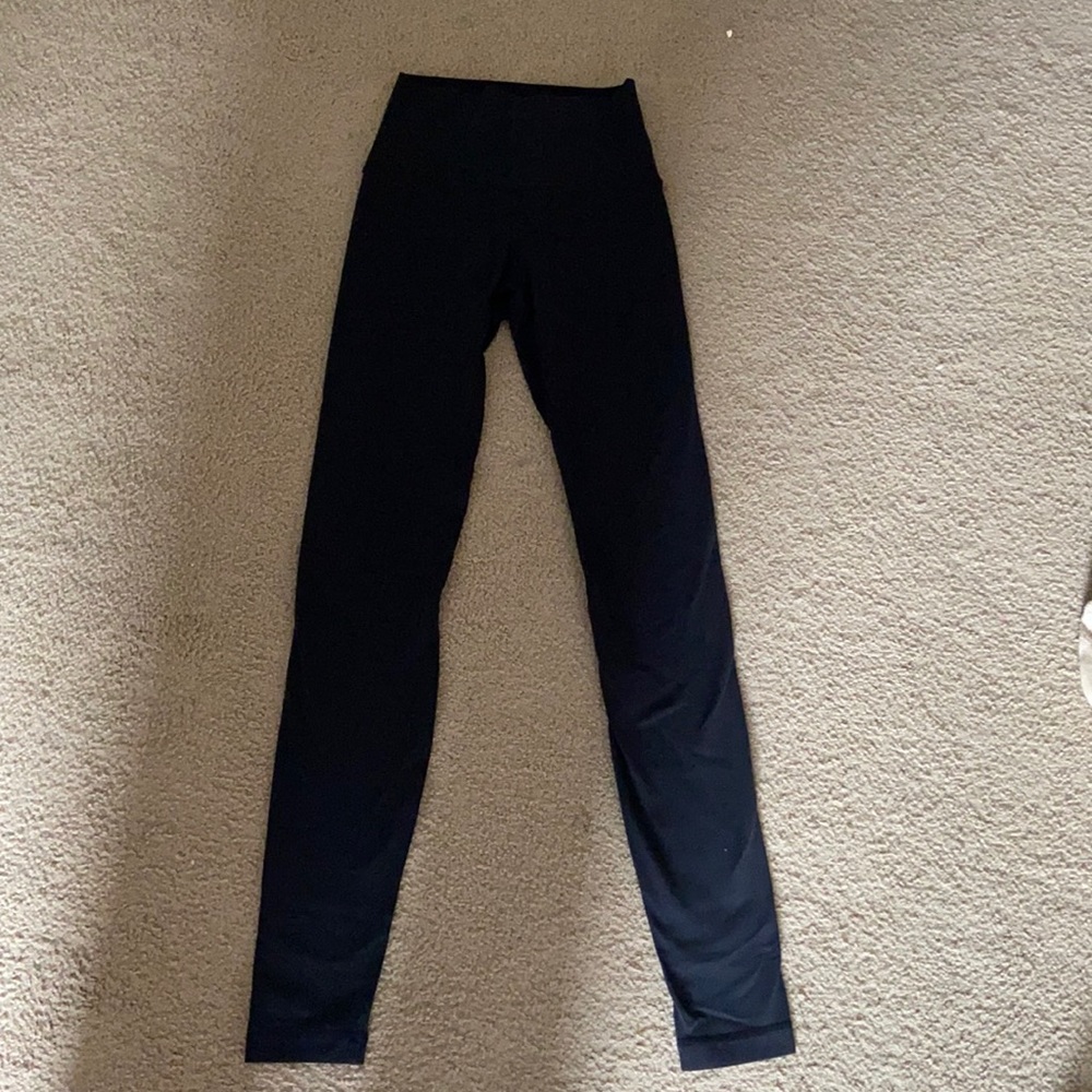 Black Lululemon align leggings 28”